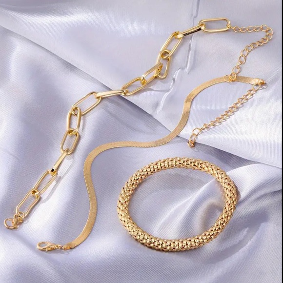 Gold Bracelet Trio - Picture 3 of 6